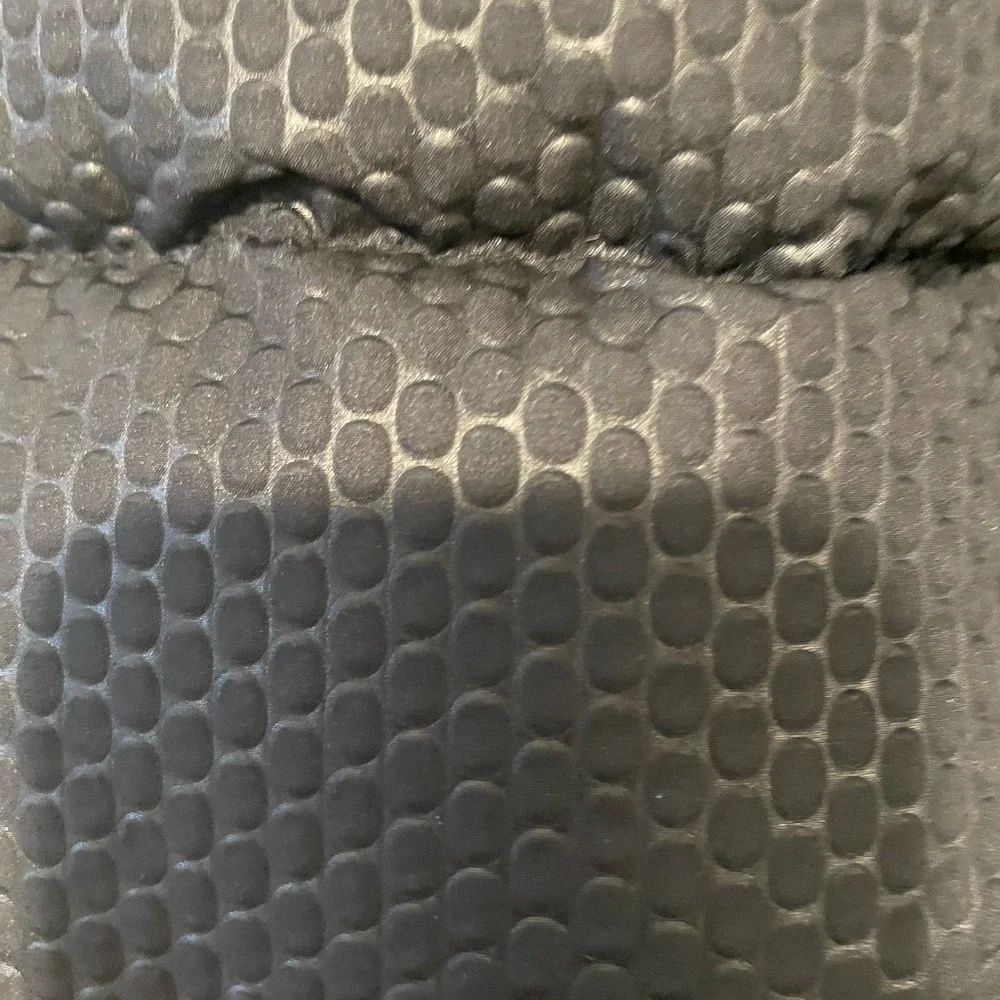 The North Face Women's Black Puffer Coat with Faux Fur Hood - Picture 4 of 5